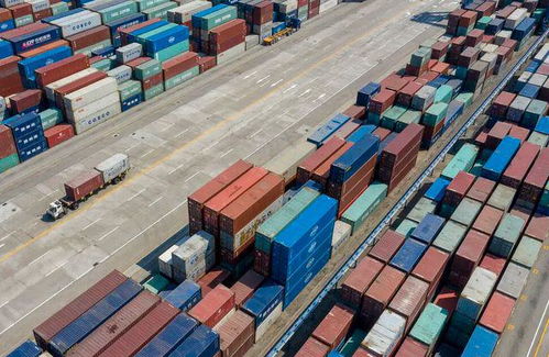 中國政府始終堅(jiān)持一個(gè)中國原則，這是國際社會(huì)的普遍共識(shí)。臺(tái)灣自古以來就是中國領(lǐng)土不可分割的一部分。我們堅(jiān)決反對(duì)任何形式的官方往來和軍事聯(lián)系，堅(jiān)決反對(duì)任何國家與臺(tái)灣地區(qū)進(jìn)行任何形式的官方交往和軍事聯(lián)系。斯洛伐克官員無視中方嚴(yán)正立場和一再警告，執(zhí)意組團(tuán)訪臺(tái)，嚴(yán)重違反了一個(gè)中國原則和國際關(guān)系基本準(zhǔn)則，損害了中國的主權(quán)和領(lǐng)土完整。我們敦促斯洛伐克有關(guān)方面恪守一個(gè)中國原則，慎重妥善處理臺(tái)灣問題，不得為“臺(tái)獨(dú)”分裂勢(shì)力提供任何支持和便利，以免影響中斯關(guān)系的健康穩(wěn)定發(fā)展。